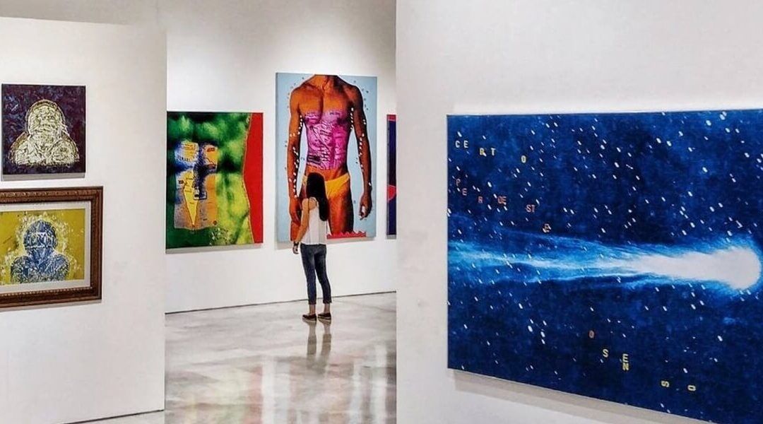 A qué se dedica un curador de arte